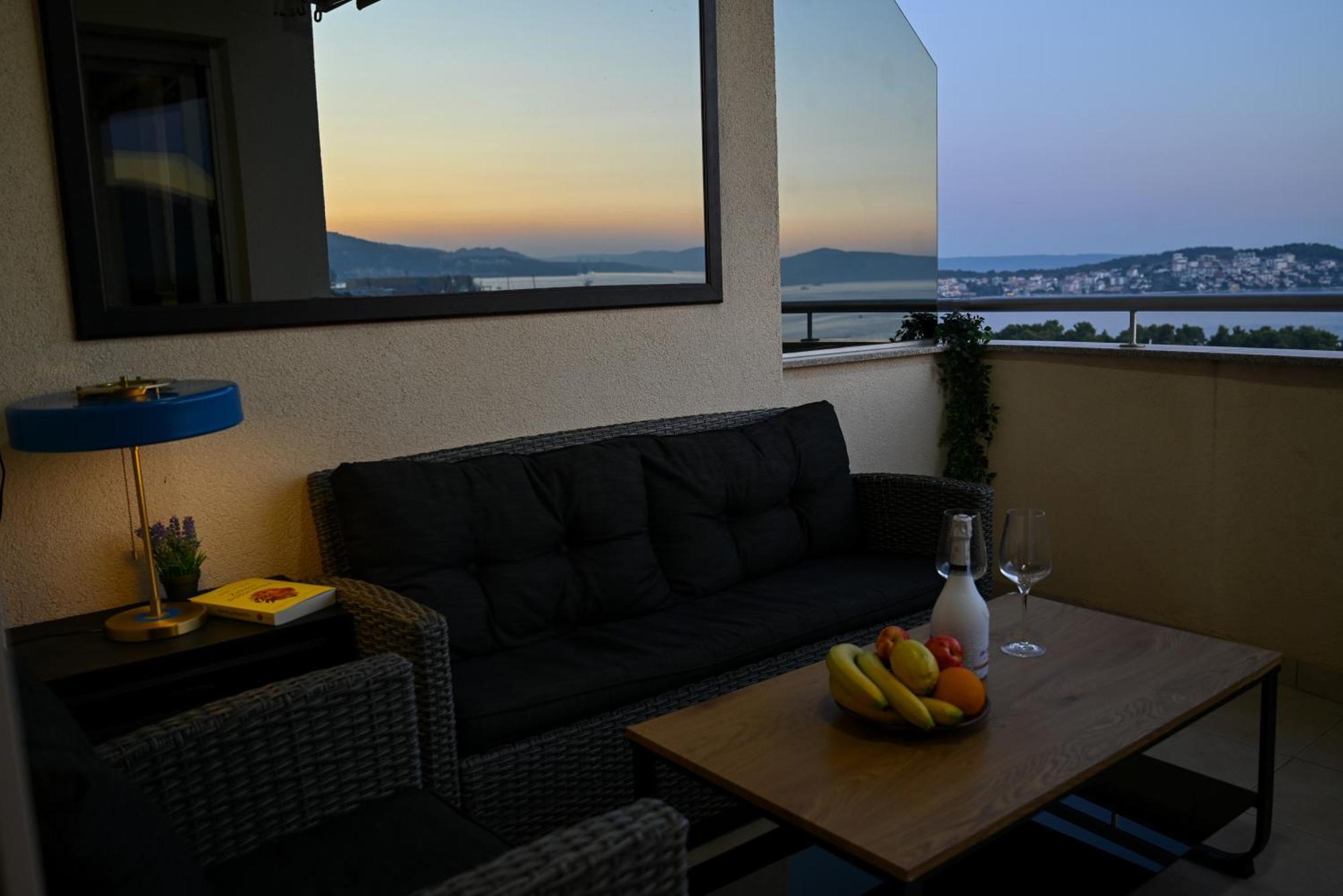 Sunny Place With Sea View โตรกีร์ ภายนอก รูปภาพ