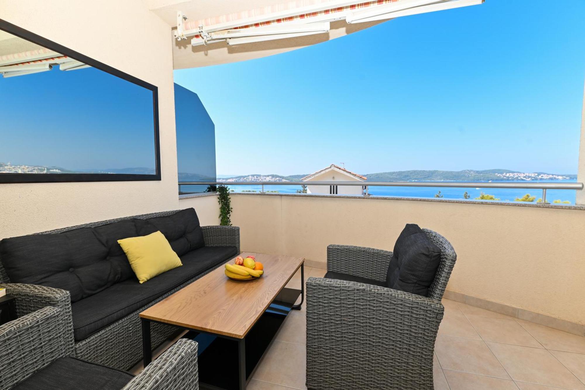 Sunny Place With Sea View โตรกีร์ ภายนอก รูปภาพ