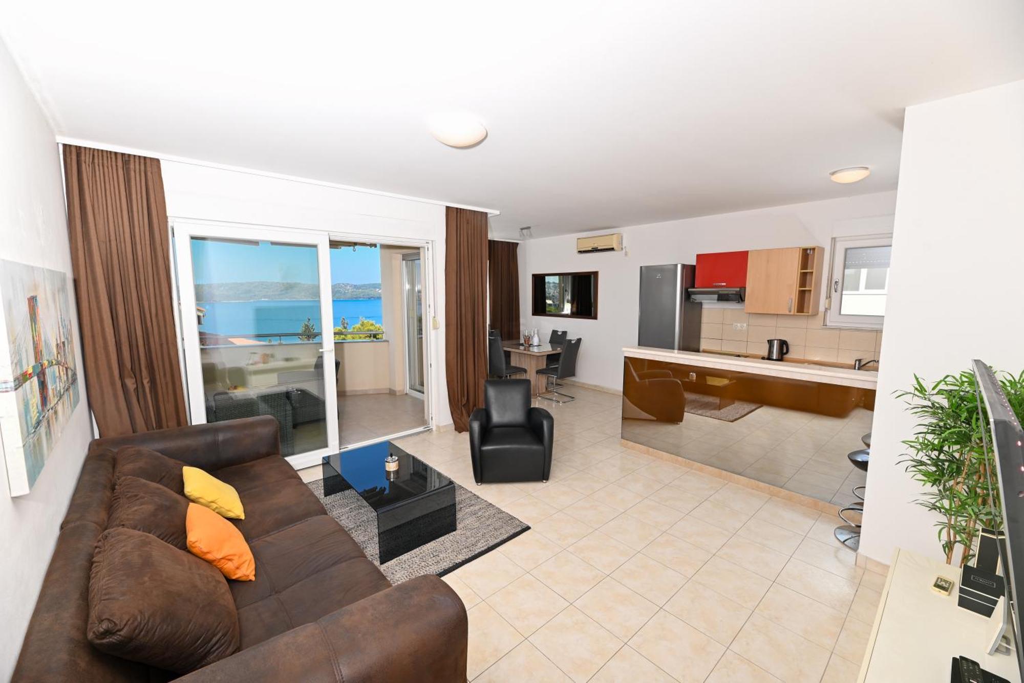 Sunny Place With Sea View โตรกีร์ ภายนอก รูปภาพ